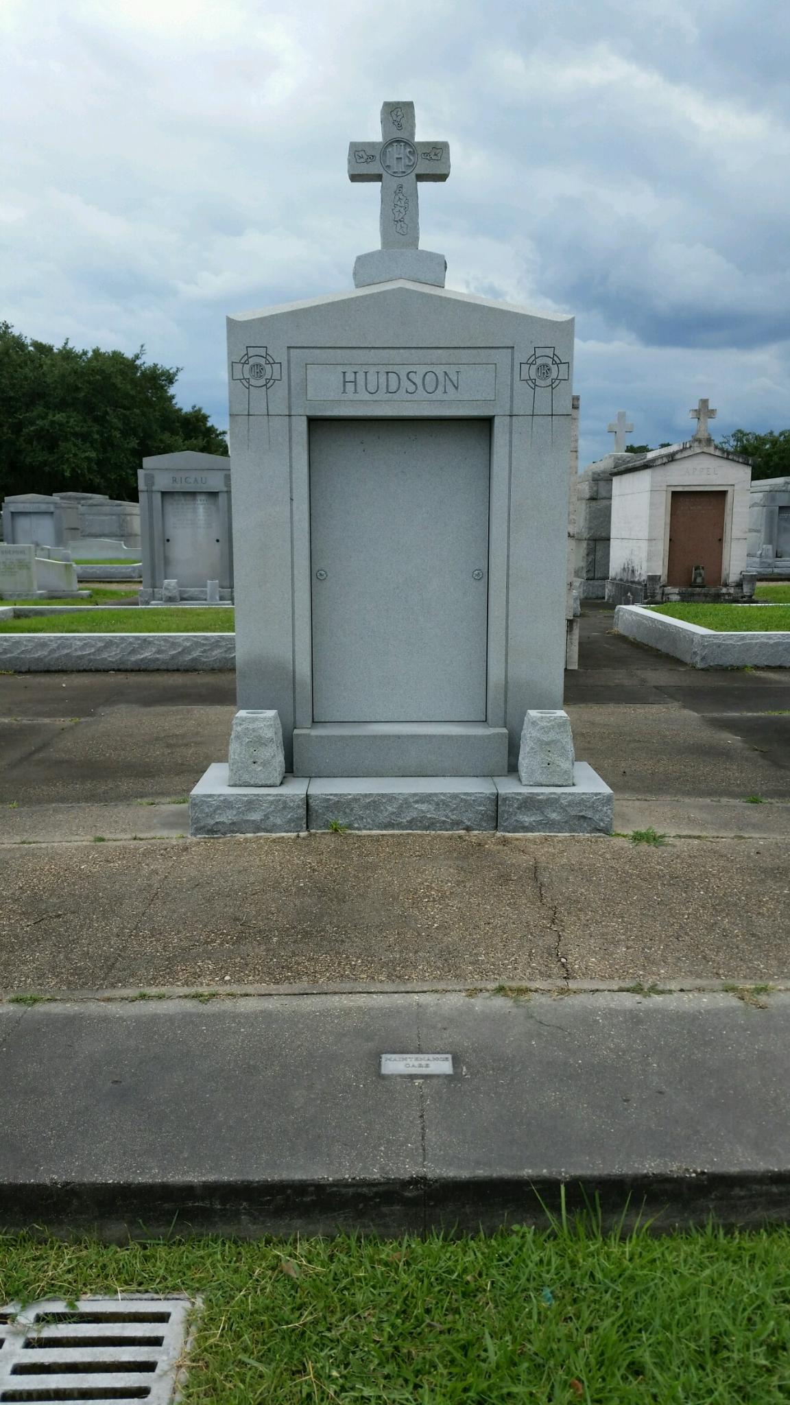 Private Companion Mausoleum for Sale - Metairie Cemetery  - New Orleans, LA - The Cemetery Exchange