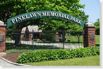 4 Grave Spaces for Sale $1200ea! Pinelawn Memorial Park Milwaukee, WI Section 1D The Cemetery Exchange 18-0718-6